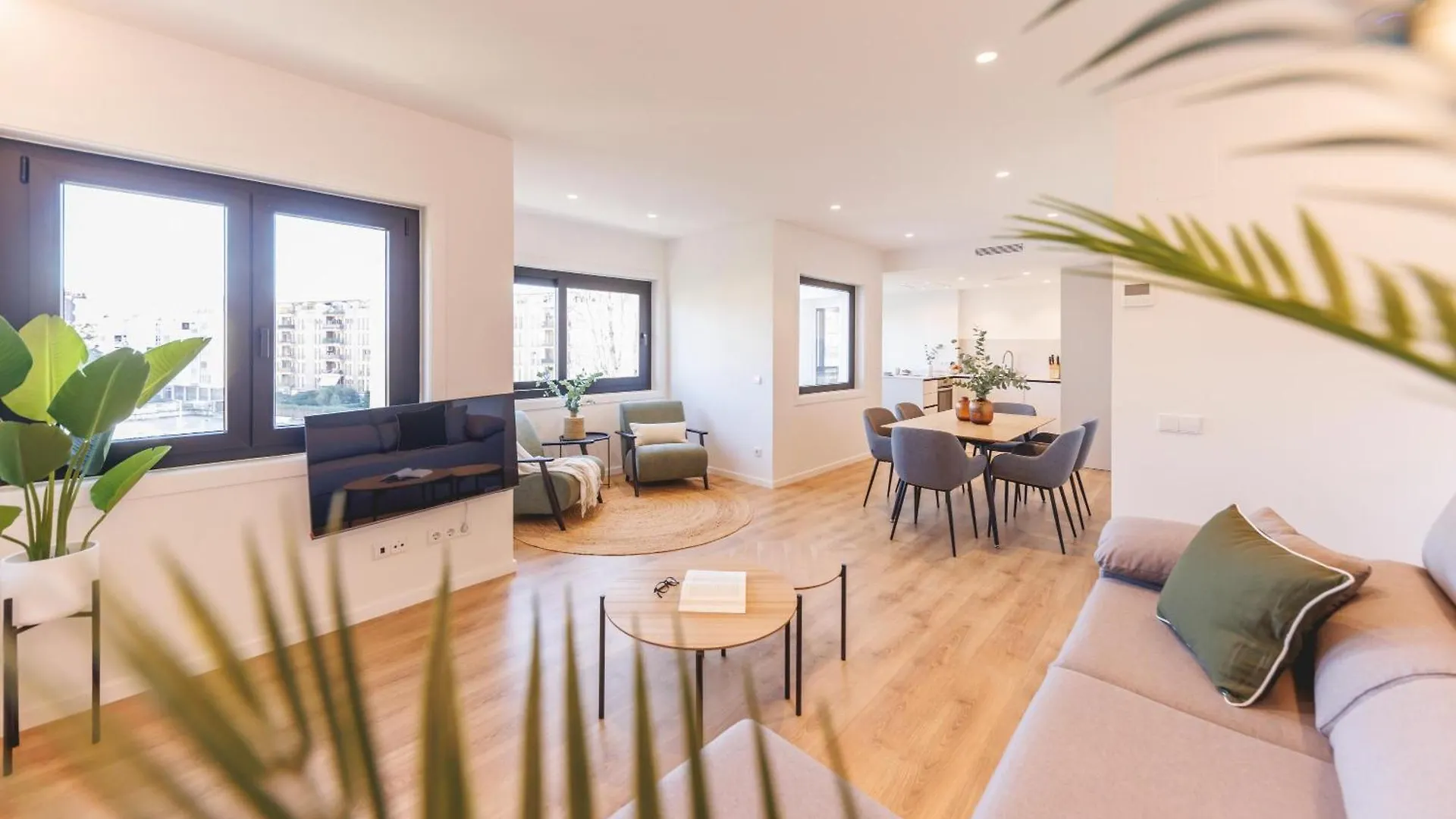 Apartment Ferienwohnung Bravissimo Palau Firal, Near Parc La Devesa Gerona