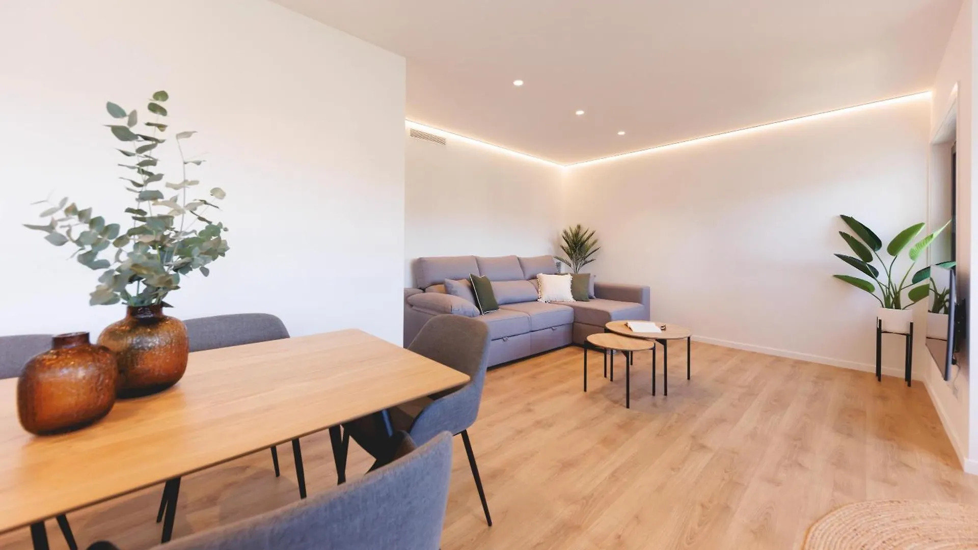 Ferienwohnung Bravissimo Palau Firal, Near Parc La Devesa Gerona Apartment