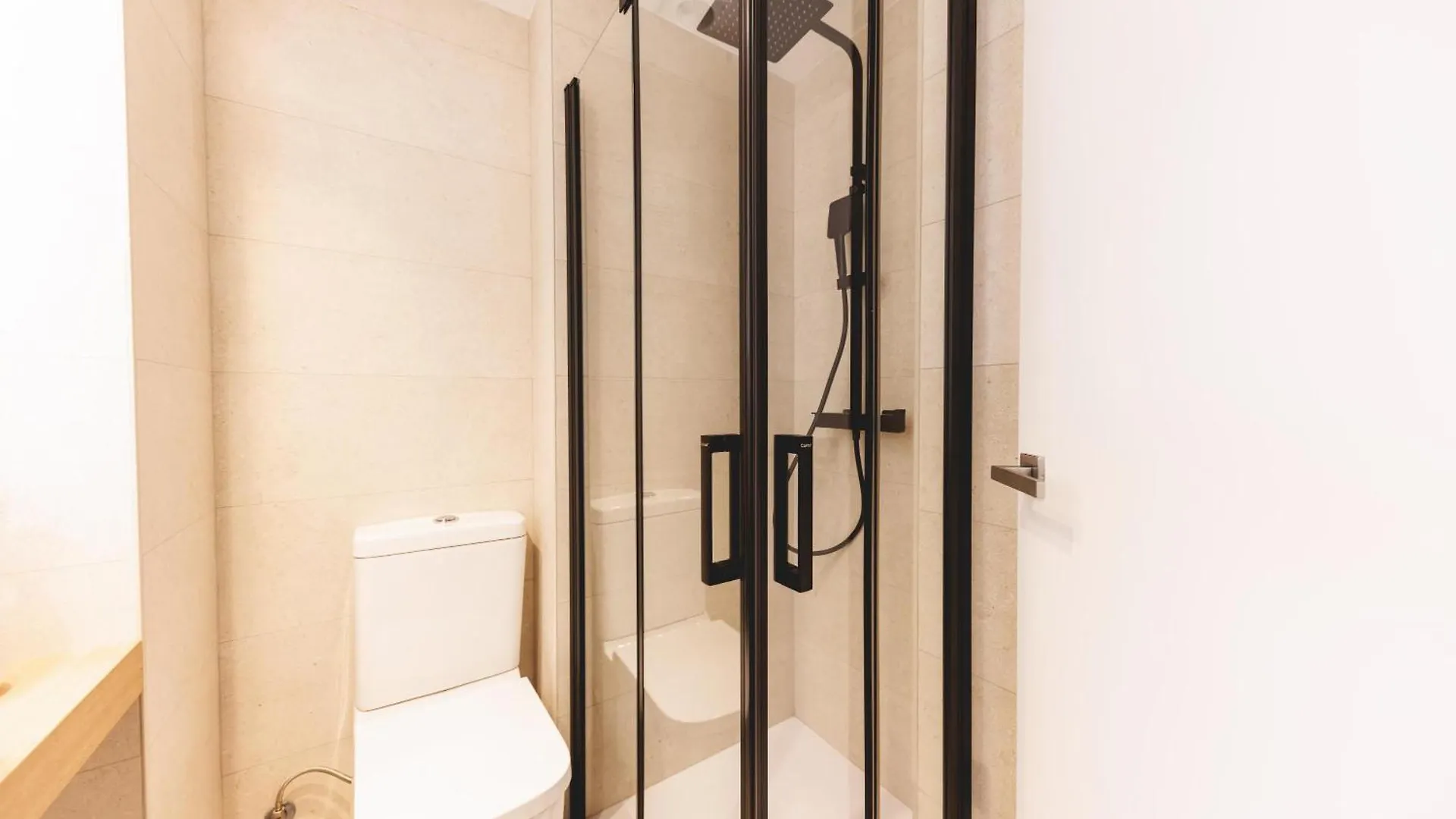 Apartament Bravissimo Palau Firal, Near Parc La Devesa Girona Hiszpania